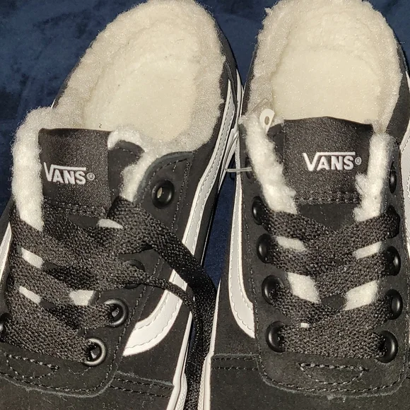 New Vans "Ward Mule" Old Skool style sizes 9.5 and 7.5 - Picture 4 of 6